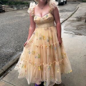 AVA GOWNS Forget Me Not Dress - Cream - STRONG SIZE (28.5” Waist, 34.6” Bust)